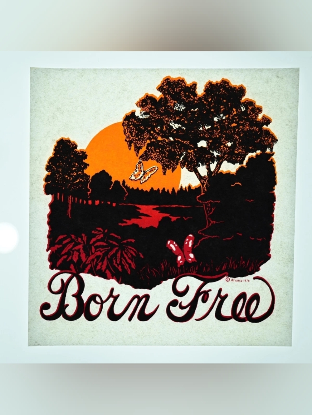 Vintage Born Free Heat Transfer Medium Sized